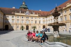 na-kole-z-melku-do-kremsu-2018-04